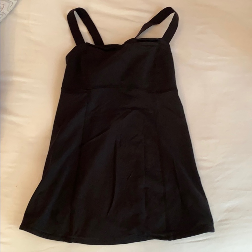 Simple Lululemon Athletic top